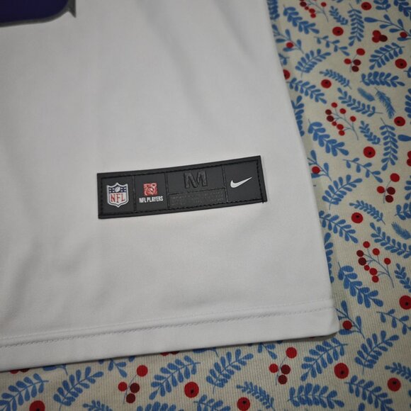 Justin Jefferson Minnesota Vikings Nike White Jersey No. 18 - Picture 7 of 7